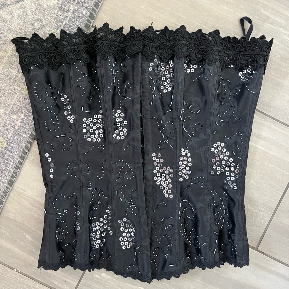 Brand new - black sequence corset